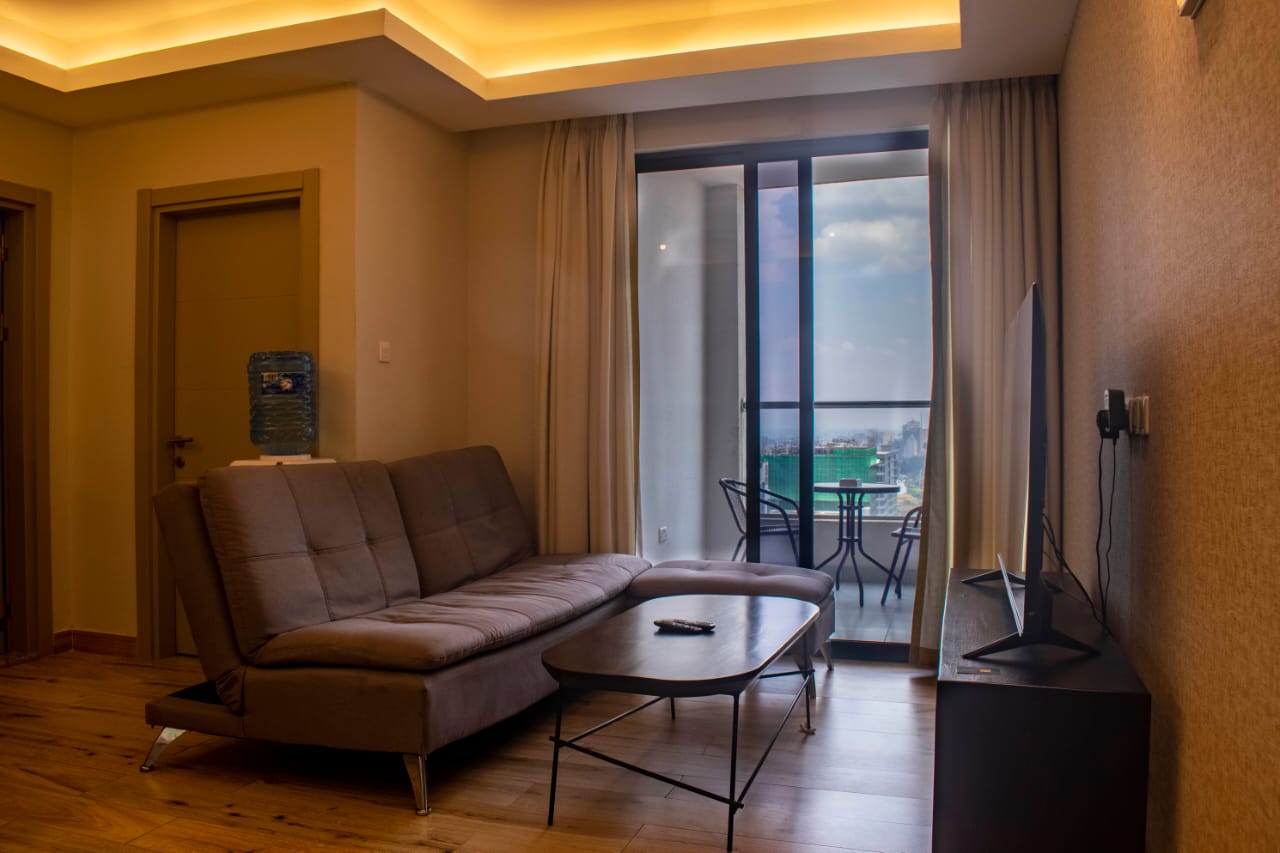 Ken's 1 Br Elite Residence (G18)